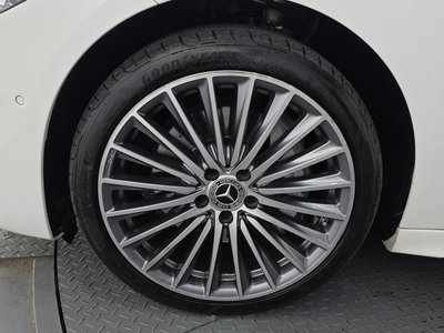 MERCEDES-BENZ C-CLASS - 6