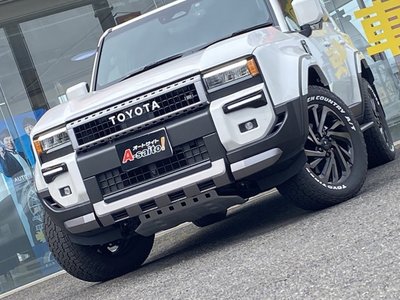 TOYOTA LAND CRUISER - 4