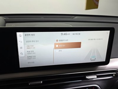 2022 Genesis GV60 — миниатюра 23