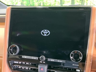 صورة 5 لـ 2024 Toyota VELLFIRE