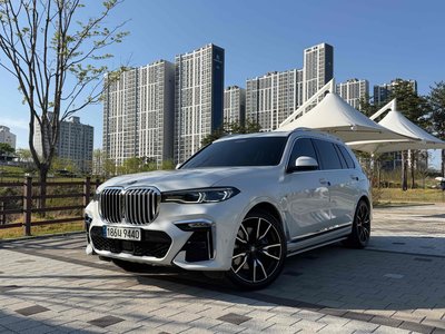 BMW X7 - 1