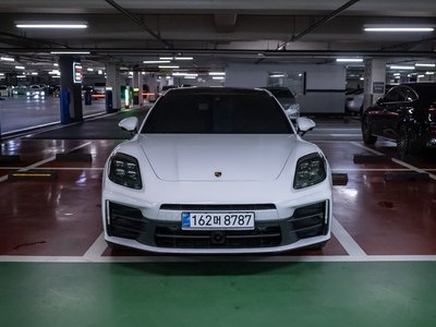 صورة 1 لـ 2026 Porsche PANAMERA