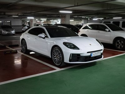 صورة 5 لـ 2026 Porsche PANAMERA