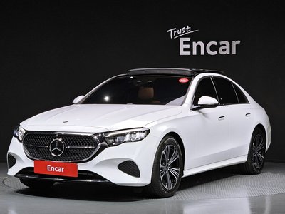 MERCEDES-BENZ E-CLASS - 1