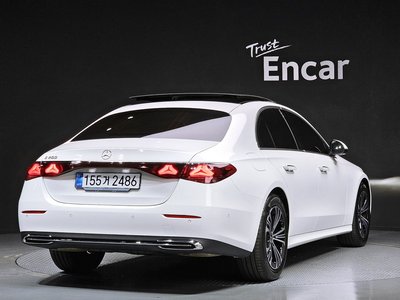 MERCEDES-BENZ E-CLASS - 3