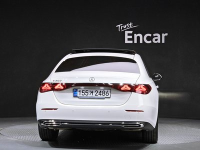 MERCEDES-BENZ E-CLASS - 4