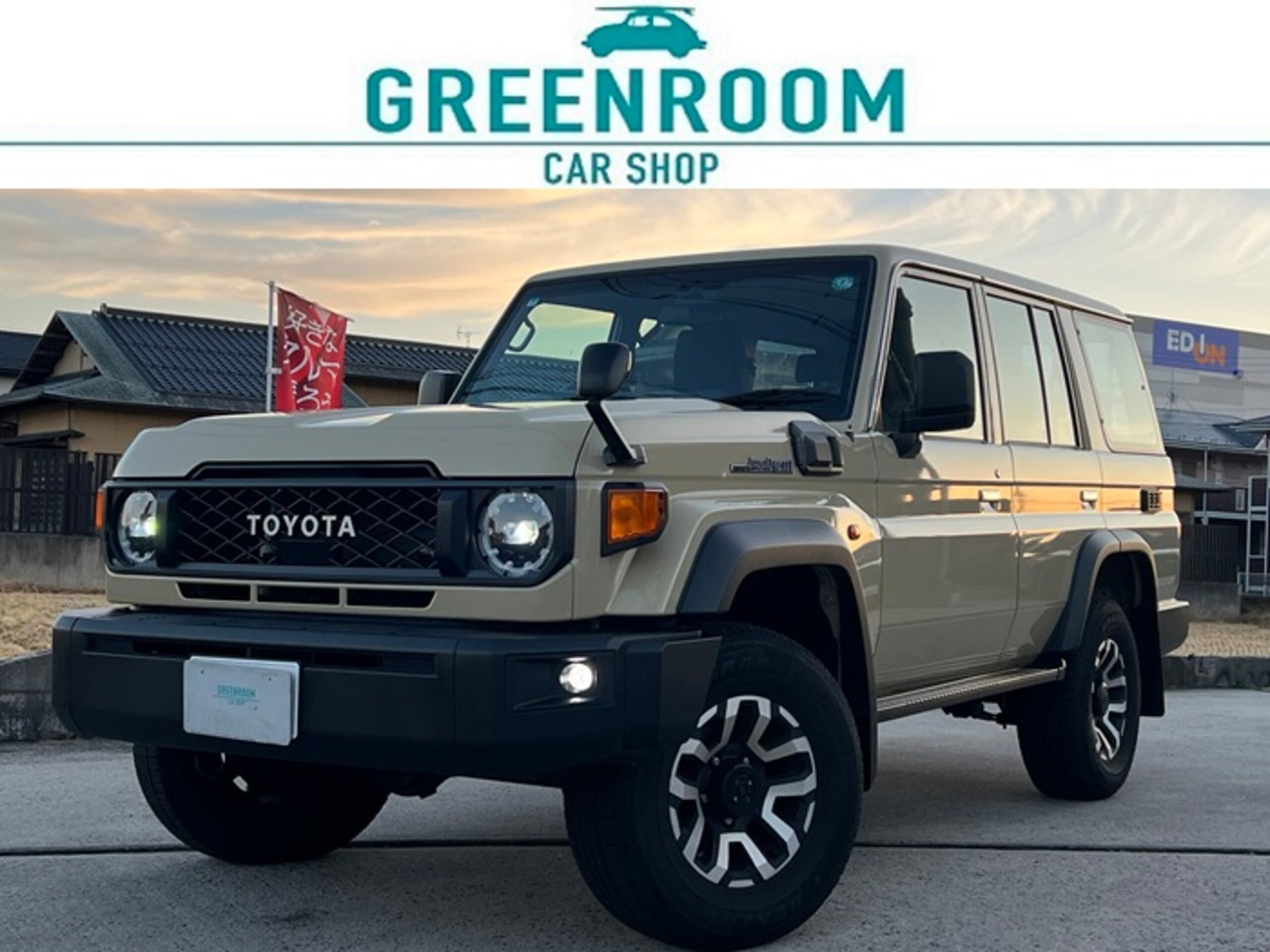 TOYOTA LAND CRUISER 70 - View 1