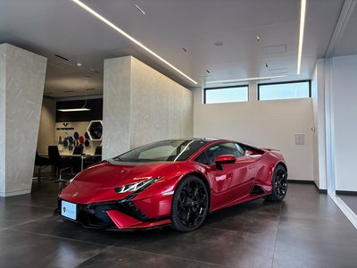 LAMBORGHINI HURACAN
