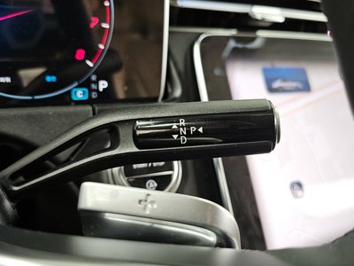 MERCEDES-BENZ E-CLASS - 9