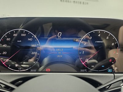 MERCEDES-BENZ E-CLASS - 8