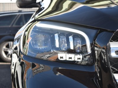 MERCEDES-BENZ GLS - 10