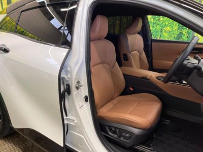 TOYOTA CROWN SPORT - 9