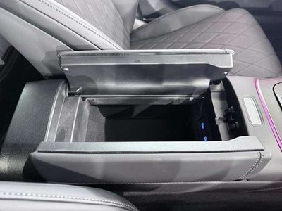 صورة مصغرة 25 لـ 2025 Mercedes-BENZ E-CLASS