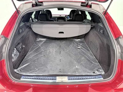صورة مصغرة 33 لـ 2025 Mercedes-BENZ E-CLASS