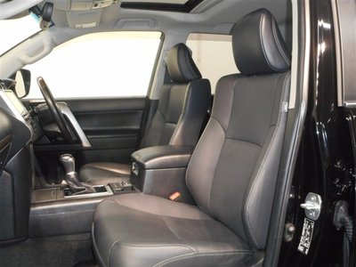 TOYOTA LAND CRUISER PRADO - 8