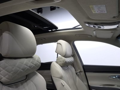 2023 Genesis GV70 — миниатюра 26