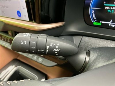صورة مصغرة 17 لـ 2025 Toyota CROWN SPORT