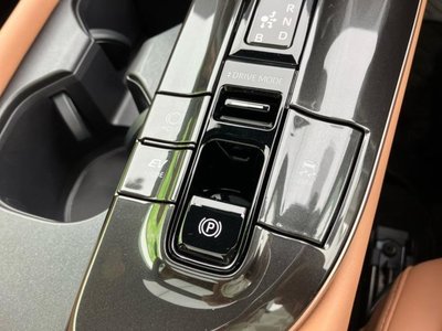 صورة مصغرة 29 لـ 2025 Toyota CROWN SPORT