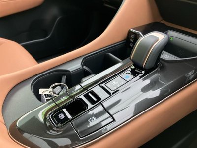 صورة مصغرة 18 لـ 2025 Toyota CROWN SPORT