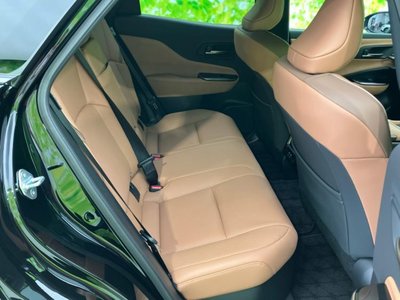 2025 Toyota CROWN SPORT photo 5