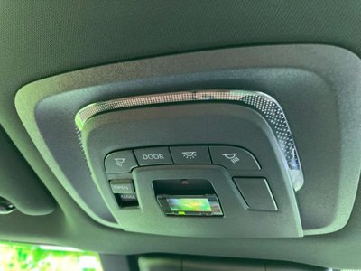 صورة مصغرة 37 لـ 2025 Toyota CROWN SPORT