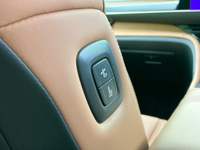 صورة مصغرة 36 لـ 2025 Toyota CROWN SPORT