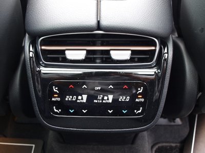 2025 Mercedes-BENZ EQE 缩略图 33