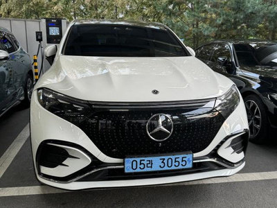 MERCEDES-BENZ EQS SUV