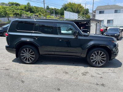 2025 Lexus GX thumbnail 38