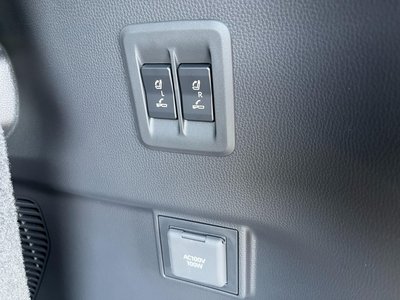 2025 Lexus GX thumbnail 52
