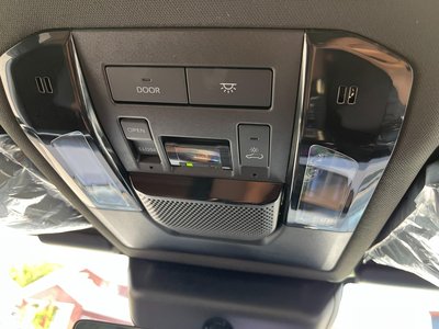 2025 Lexus GX thumbnail 17