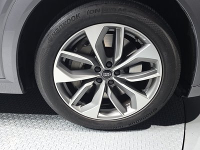 صورة 8 لـ 2020 AUDI E-TRON