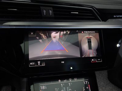2020 AUDI E-TRON 缩略图 21