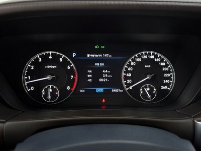 2018 Genesis G90 — фото 8
