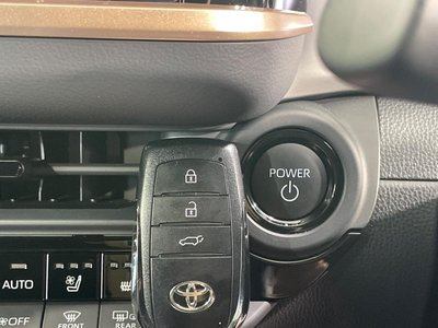 2023 Toyota CROWN SPORT — миниатюра 21