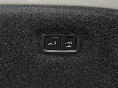 2021 Porsche TAYCAN 缩略图 30