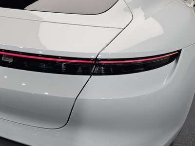 2021 Porsche TAYCAN 缩略图 12