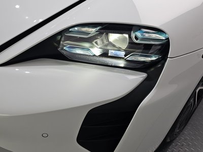 2021 Porsche TAYCAN photo 9