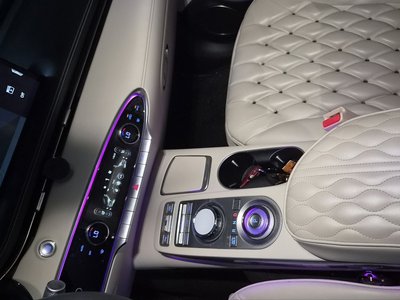 2022 Genesis GV70 thumbnail 16