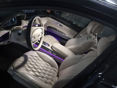 2022 Genesis GV70 thumbnail 12