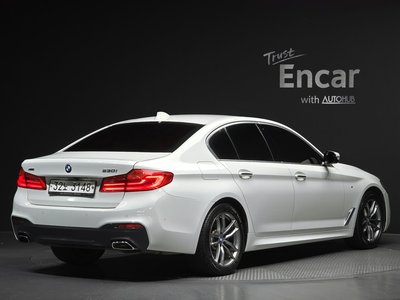 BMW 5 SERIES - 4