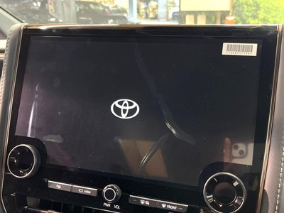 TOYOTA VELLFIRE - 6
