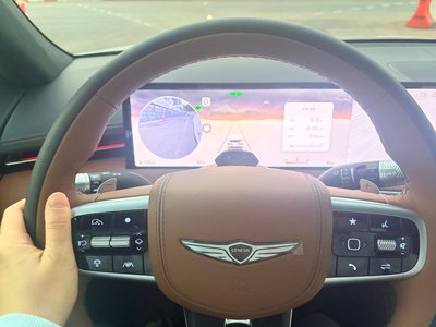 2025 Genesis GV70 照片 1