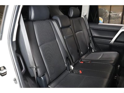 TOYOTA LAND CRUISER PRADO - 6