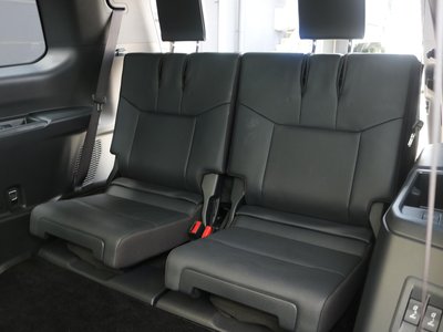 2025 Lexus GX thumbnail 23