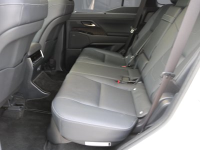 2025 Lexus GX thumbnail 20