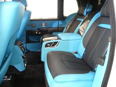 ROLLS-ROYCE CULLINAN - 10