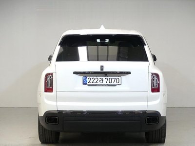 ROLLS-ROYCE CULLINAN - 2