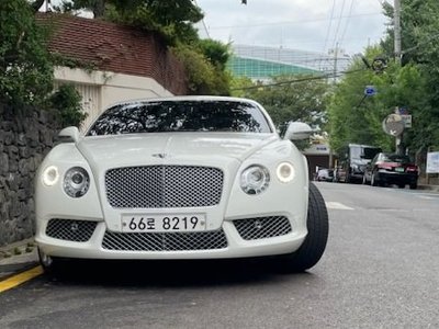 BENTLEY CONTINENTAL - 1