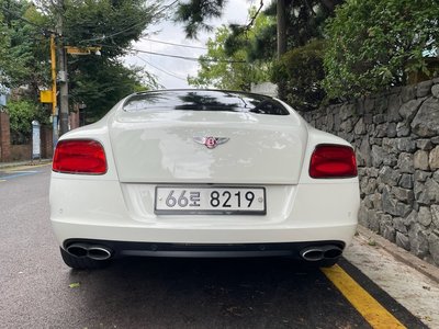 BENTLEY CONTINENTAL - 4